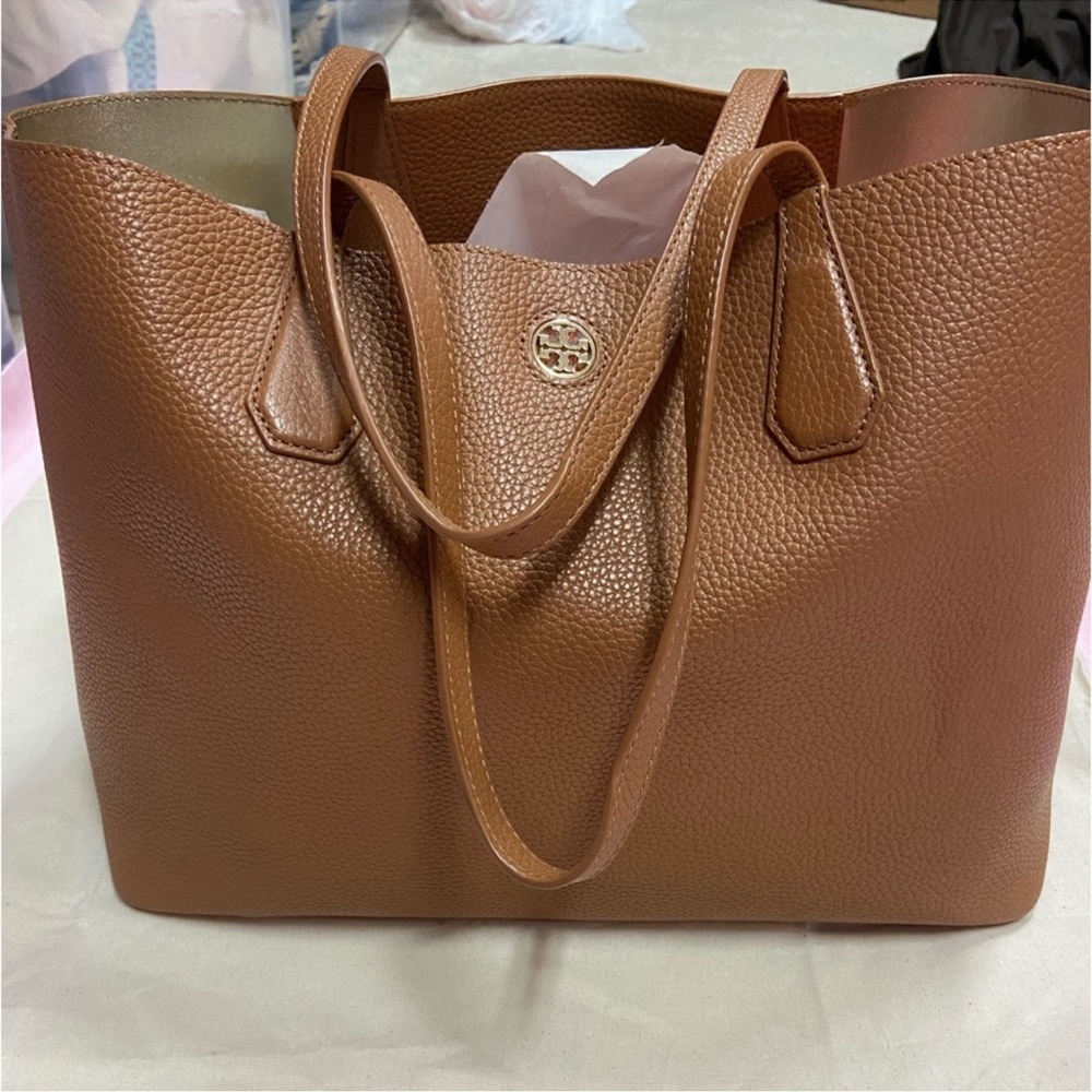 Tory Burch Perry tote EEUC Caramel color